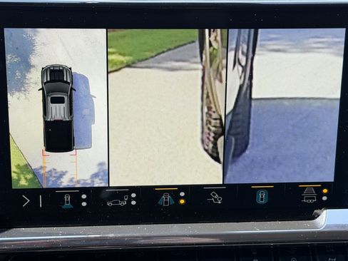 Used 2023 Chevrolet Silverado 1500 ZR2 w/ ZR2 Bison Edition AWD/4WD image 14
