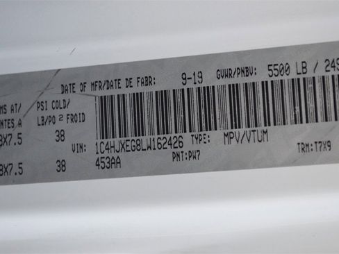 Used 2020 Jeep Wrangler Unlimited Sahara image 43