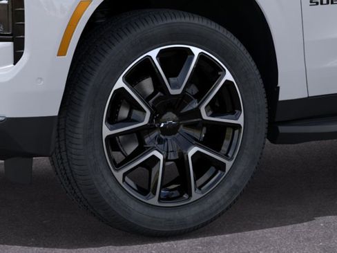 New 2026 Chevrolet Suburban RST w/ Comfort Package AWD/4WD image 9
