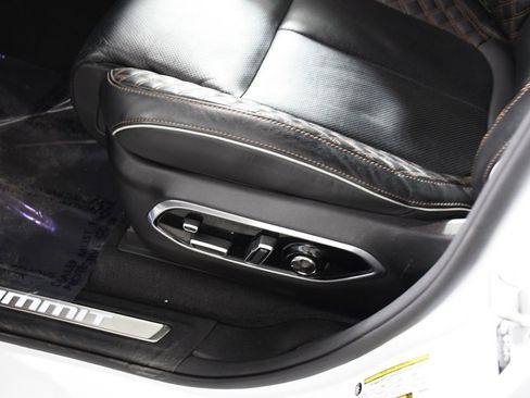 Used 2023 Jeep Grand Cherokee L Summit image 16