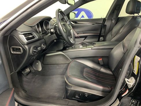 Used 2017 Maserati Ghibli RWD image 15