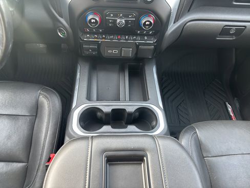 Used 2020 Chevrolet Silverado 1500 LTZ w/ LTZ Premium Package image 29