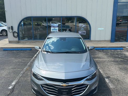 Used 2024 Chevrolet Malibu LT FWD image 18