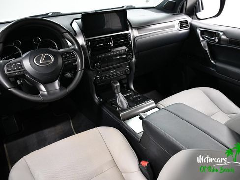 Used 2023 Lexus GX 460 w/ Black Line Special Edition AWD/4WD image 26
