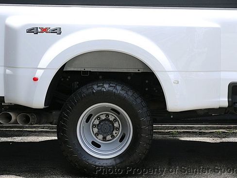 Used 2023 Ford F350 XLT AWD/4WD image 27