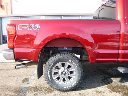 Used 2019 Ford F250 Lariat w/ Lariat Ultimate Package image 4