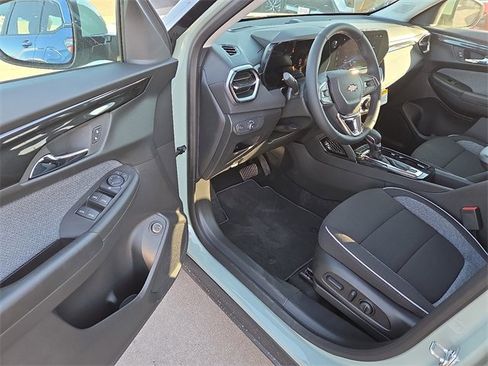 New 2026 Chevrolet TrailBlazer LT w/ Convenience Package image 8