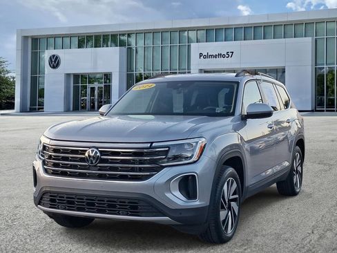 Used 2024 Volkswagen Atlas SE AWD/4WD image 3