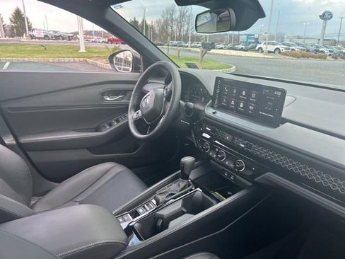 Used 2025 Honda Accord Sport image 8