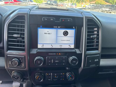 Used 2019 Ford F150 XLT w/ Equipment Group 302A Luxury AWD/4WD image 15