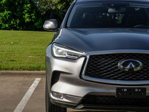 Used 2019 INFINITI QX50 Luxe w/ Cargo Package FWD image 54