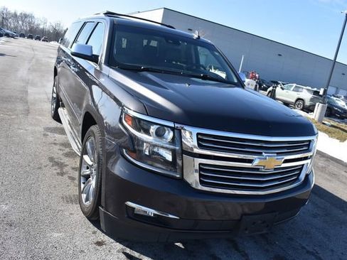 Used 2015 Chevrolet Suburban LTZ image 9