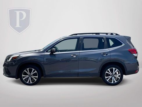 Used 2022 Subaru Forester Limited AWD/4WD image 5