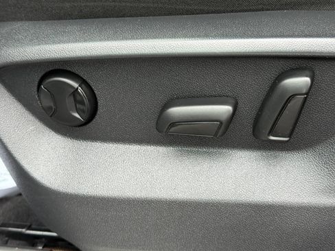 Used 2021 Volkswagen Atlas SE image 15