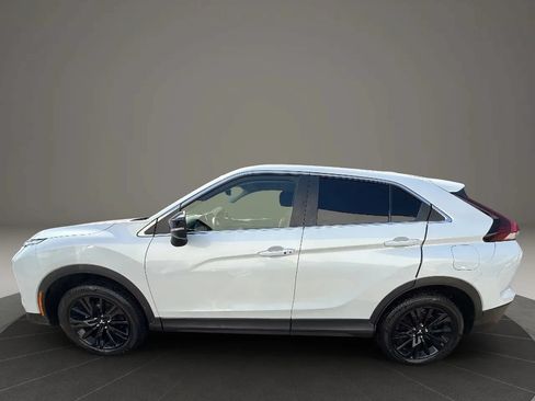 Used 2024 Mitsubishi Eclipse Cross LE AWD/4WD image 8