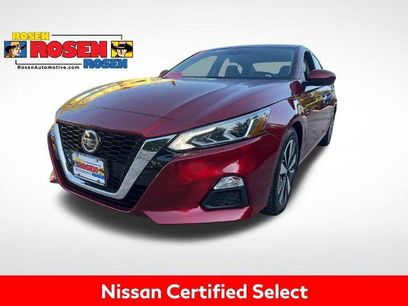 Certified 2021 Nissan Altima 2.5 SV w/ SV Premium Package