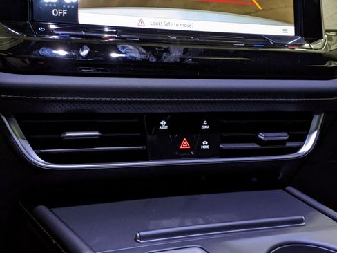 New 2026 Volkswagen Atlas SE AWD/4WD image 17