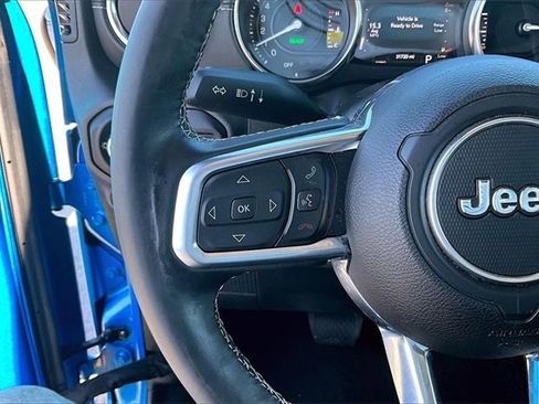 Used 2022 Jeep Wrangler Unlimited Sahara w/ Cold Weather Group image 9