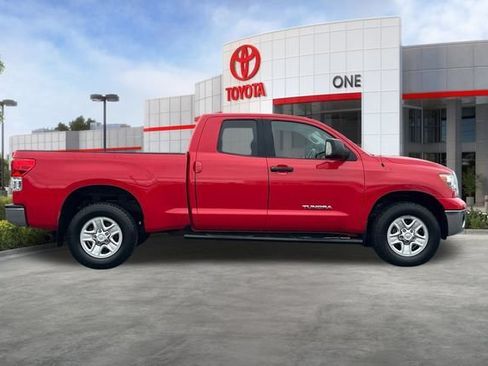 Used 2012 Toyota Tundra 4x4 Double Cab w/ Tow Pkg image 3