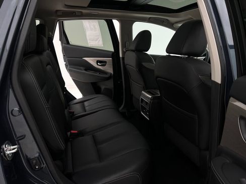 Used 2017 Nissan Murano SL w/ SL Technology Package image 16