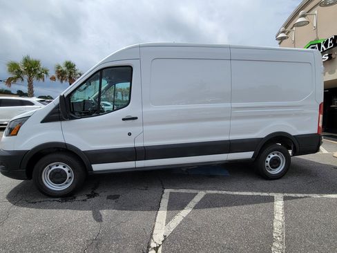Used 2025 Ford Transit 250 148 Medium Roof RWD image 7
