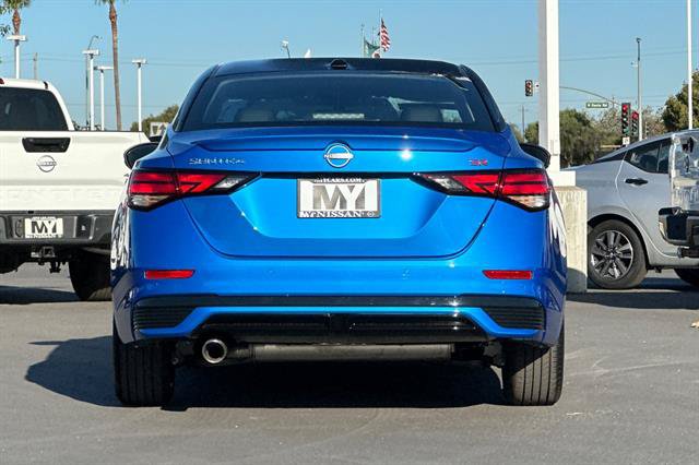 New 2025 Nissan Sentra SR w/ SR Premium Package FWD image 5