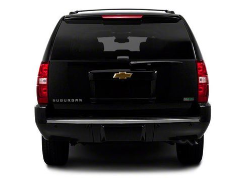 Used 2013 Chevrolet Suburban LTZ AWD/4WD image 8