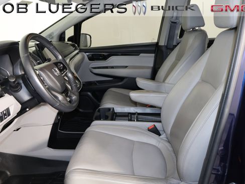 Used 2023 Honda Odyssey Touring image 8