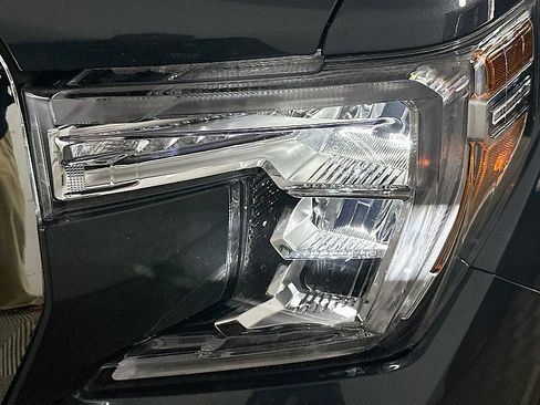 Used 2022 GMC Sierra 1500 SLT w/ SLT Premium Plus Package image 33