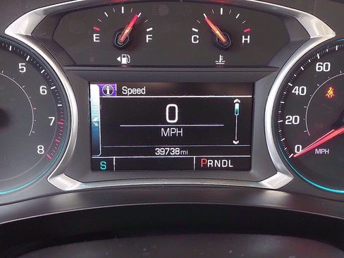 Used 2019 Chevrolet Traverse LT image 20