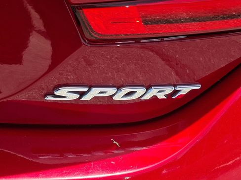 Used 2018 Honda Accord Sport image 30