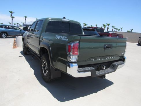 Used 2021 Toyota Tacoma TRD Off-Road RWD image 4
