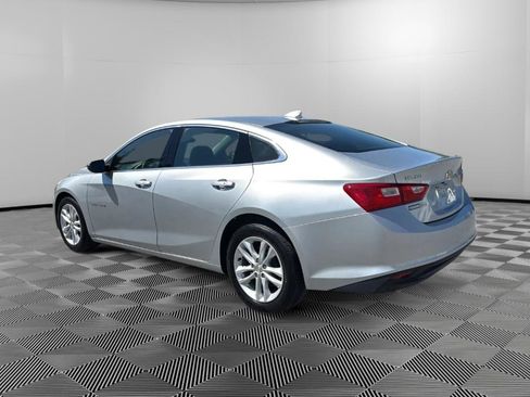 Used 2016 Chevrolet Malibu LT FWD image 3