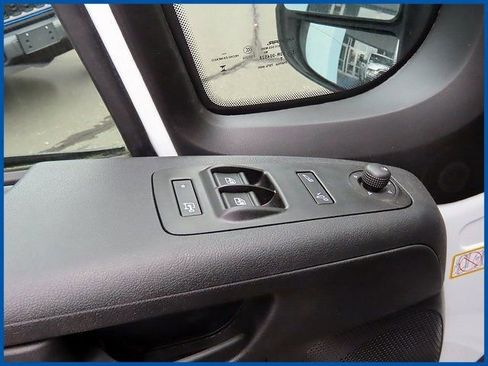 New 2026 RAM ProMaster 2500 w/ Convenience Group FWD image 11
