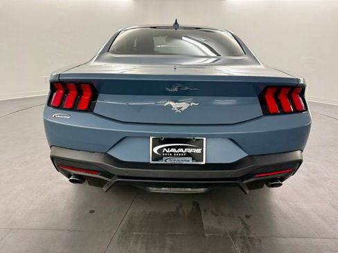 Used 2024 Ford Mustang Premium image 7
