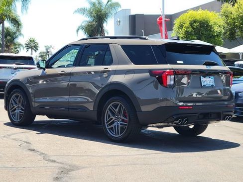 Used 2026 Ford Explorer ST w/ Sun And Sound Package AWD/4WD image 2