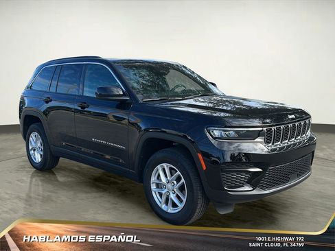 Used 2025 Jeep Grand Cherokee Laredo X w/ Luxury Tech Group I image 7