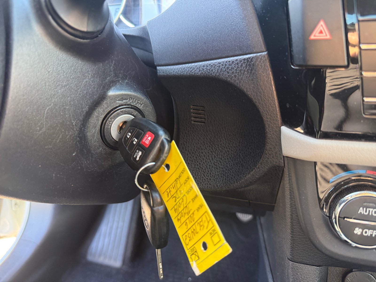 Used 2016 Toyota Corolla L FWD image 21