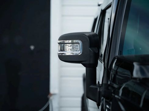 Used 2005 HUMMER H2 w/ Preferred Equipment Group AWD/4WD image 17