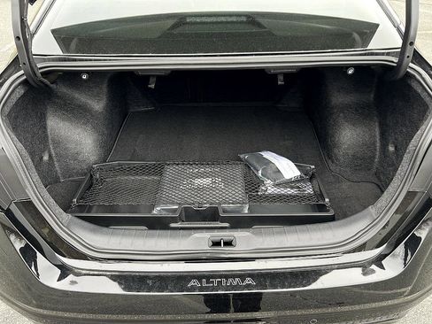 New 2025 Nissan Altima 2.5 SR image 28