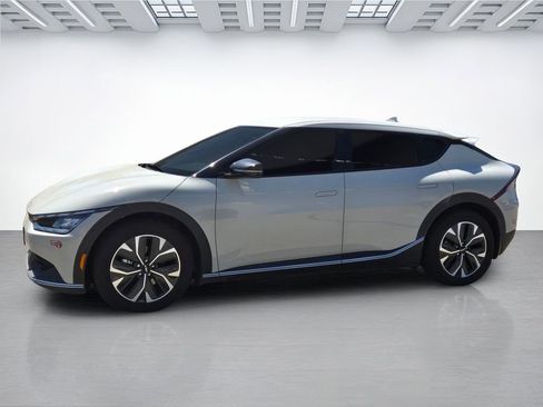 Used 2024 Kia EV6 Light AWD/4WD image 7