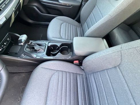 Certified 2025 Kia K4 EX FWD image 18