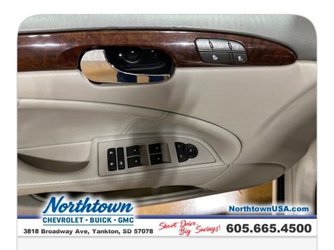 Used 2011 Buick Lucerne CXL FWD image 10