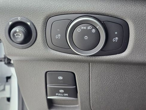 Used 2024 Ford E-Transit 148 High Roof image 13