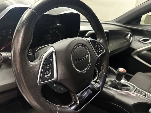 Used 2017 Chevrolet Camaro SS RWD image 36