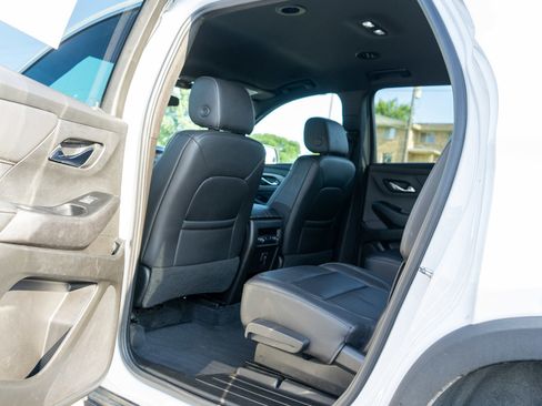 Used 2023 Chevrolet Traverse LT AWD/4WD image 28