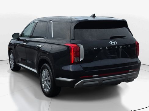 Used 2024 Hyundai Palisade SEL FWD image 6