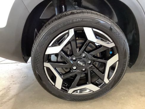 Certified 2024 Kia Seltos SX AWD/4WD image 25
