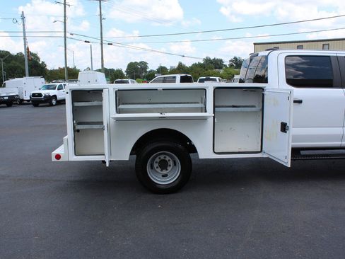 Used 2024 Ford F350 XL AWD/4WD image 17