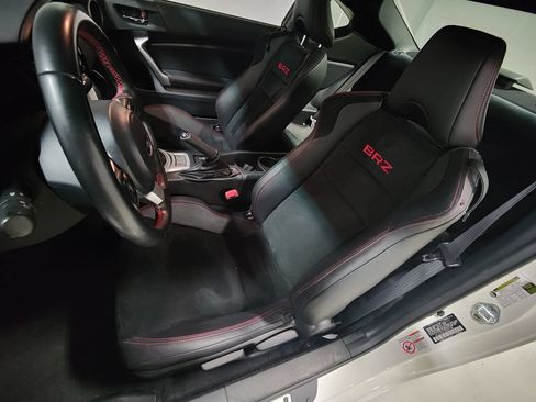 Used 2017 Subaru BRZ Limited RWD image 27